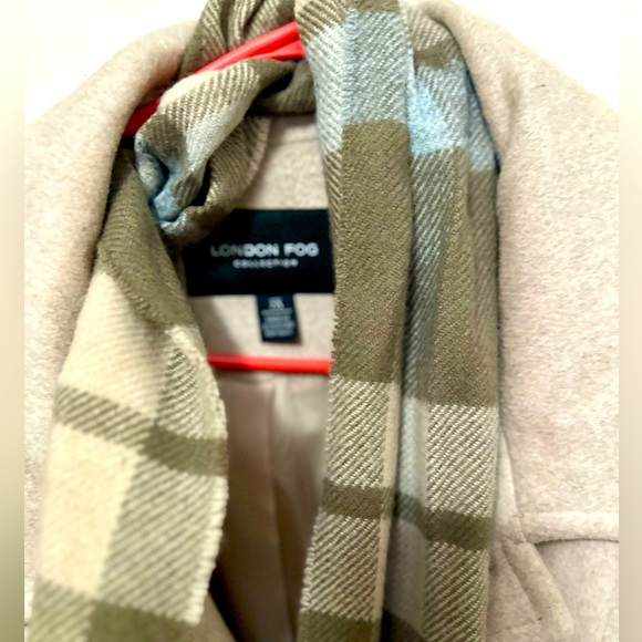 London Fog Plus size Peacoat - Picture 3 of 6